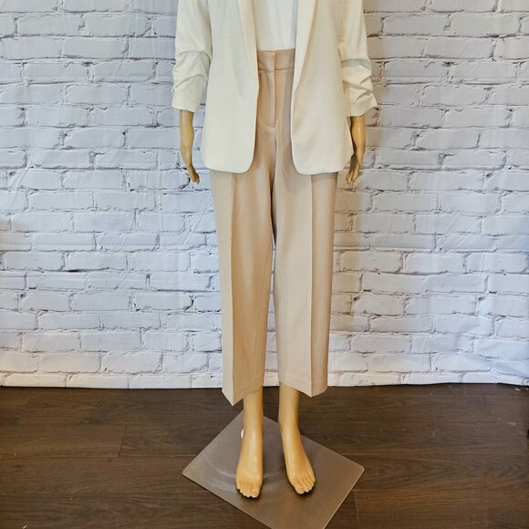 NWOT!!! RW&Co., Beige colour wide leg cropped pants - Picture 12 of 13